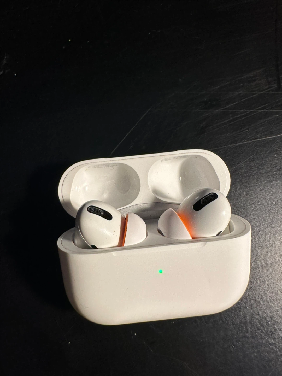 Apple AirPods Pro 2 - photo 2