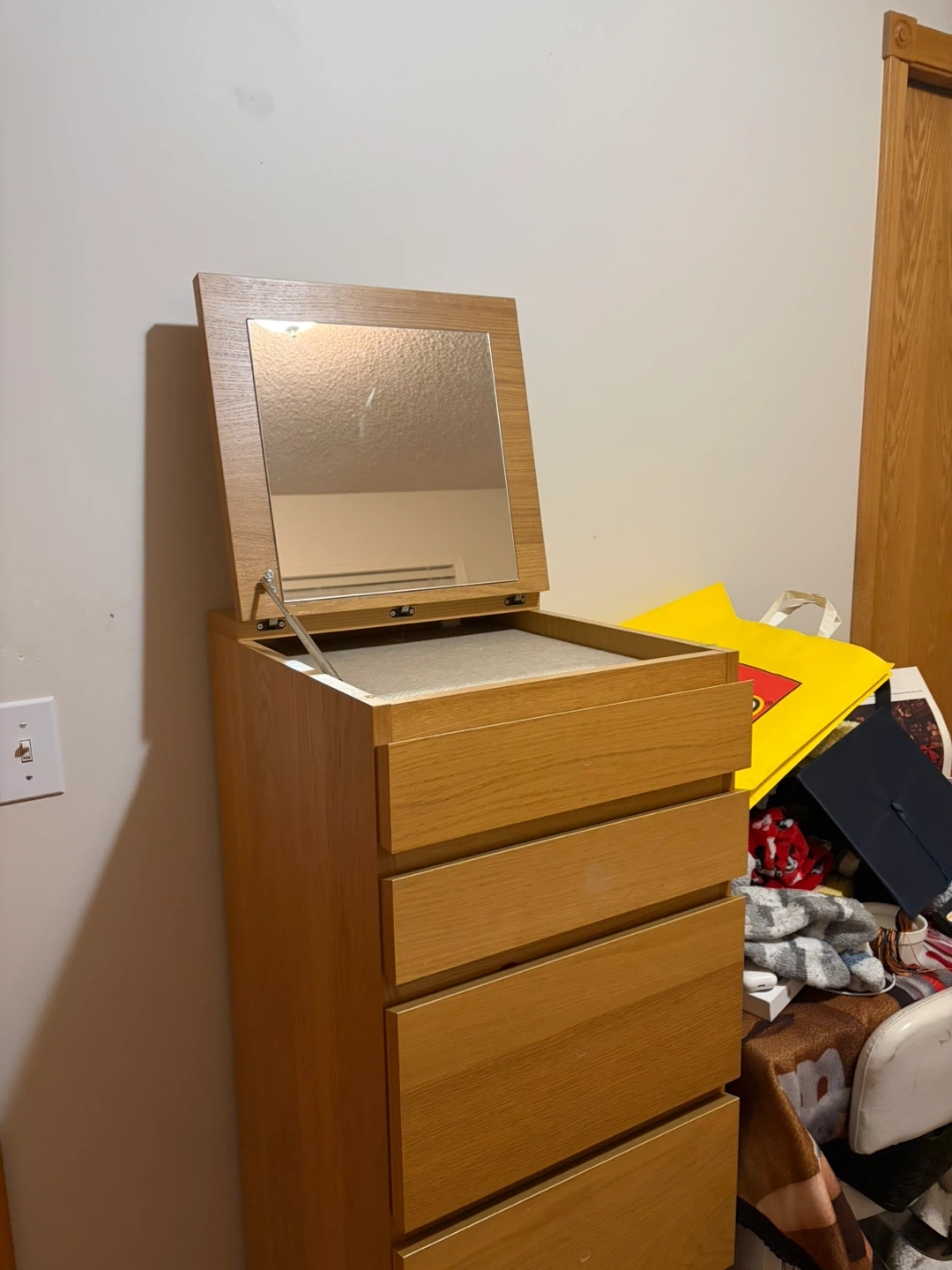 Dresser with Mirror - photo 4