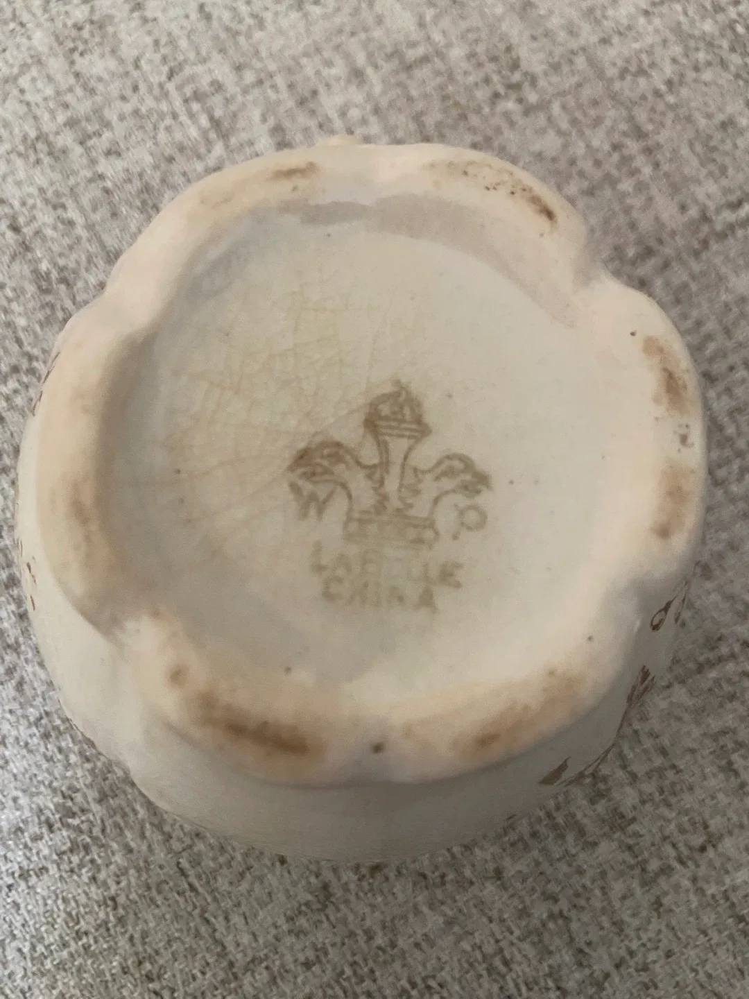 Antique Labell China Floral Pot image indicator(3)