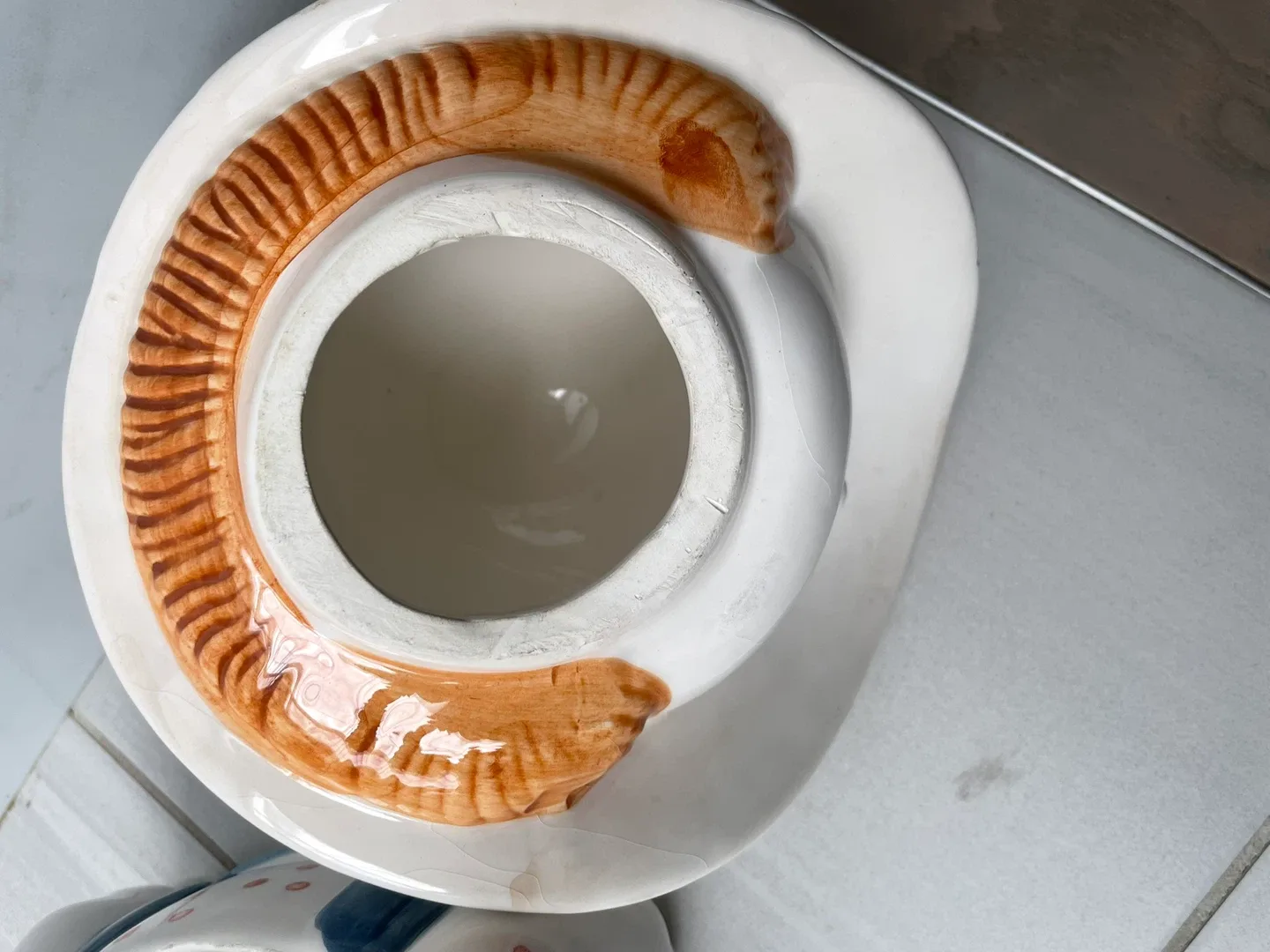 🥕 Vintage Ceramic Cookie Jar - Girl in Overalls image indicator(4)