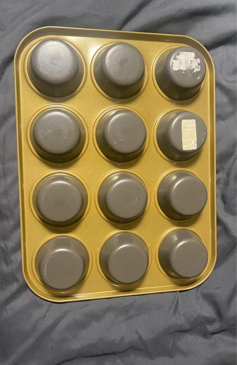 Muffin Tin - 12 Cup 🥕 image indicator(2)