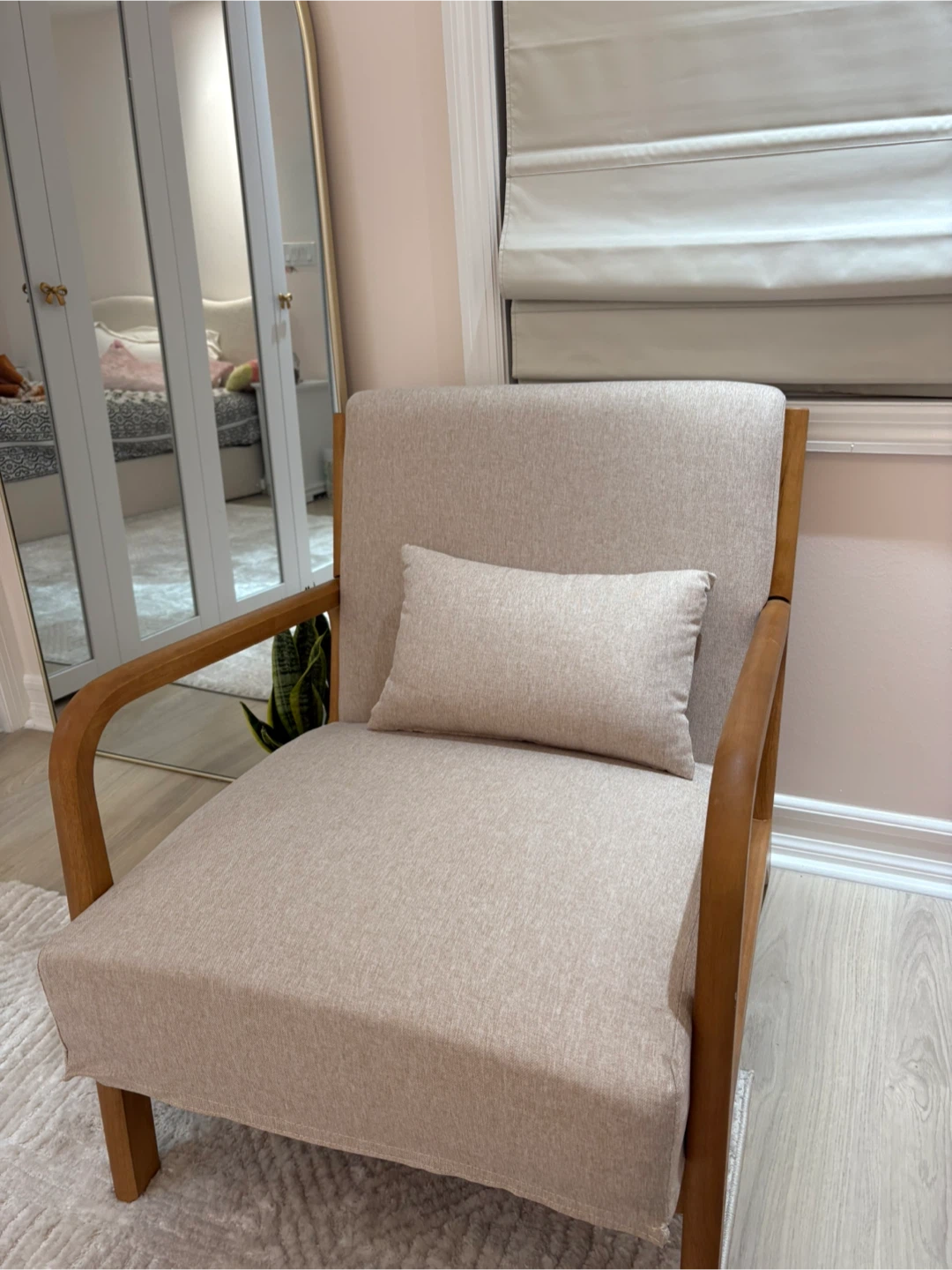 Accent chair - photo 4