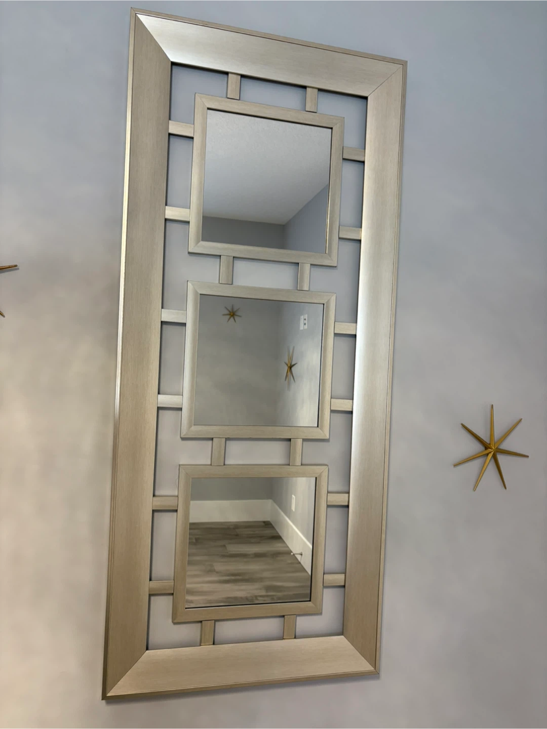 Wall Mirror with Geometric Frame - photo 2