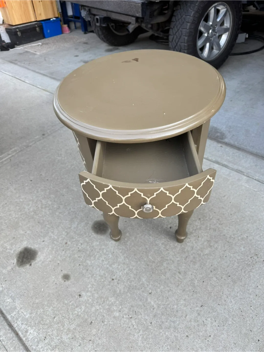 Accent Table with Storage image indicator(3)