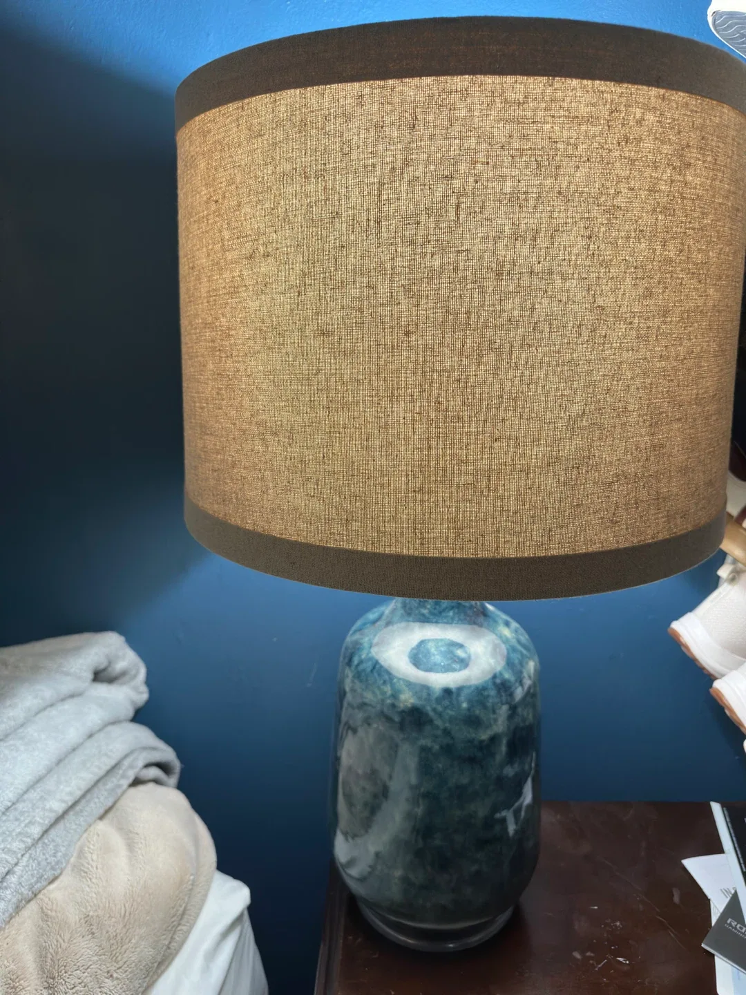 ZLJKHSHOP Ceramic Table Lamp - Blue image indicator(4)