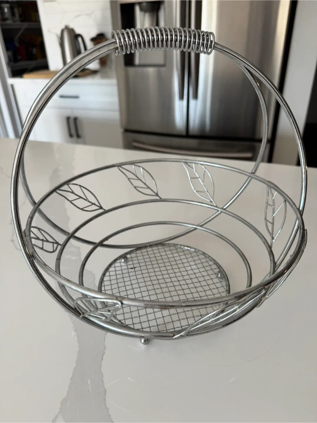 Silver Metal Fruit Basket with Leaf Design thumbnail