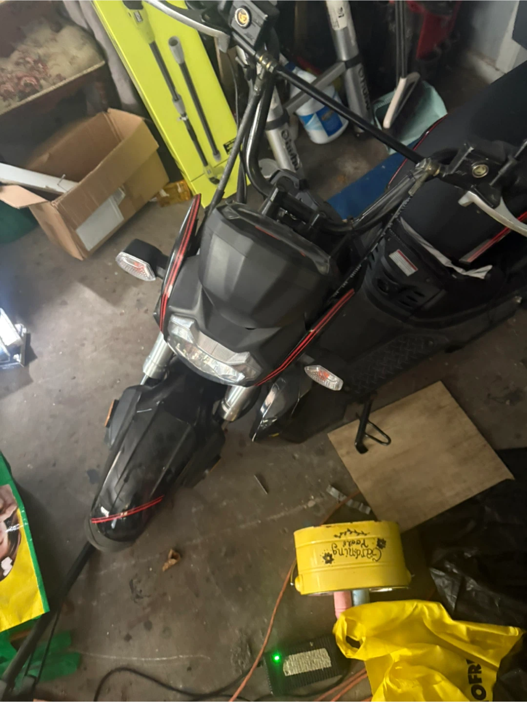 Black Cara Scooter