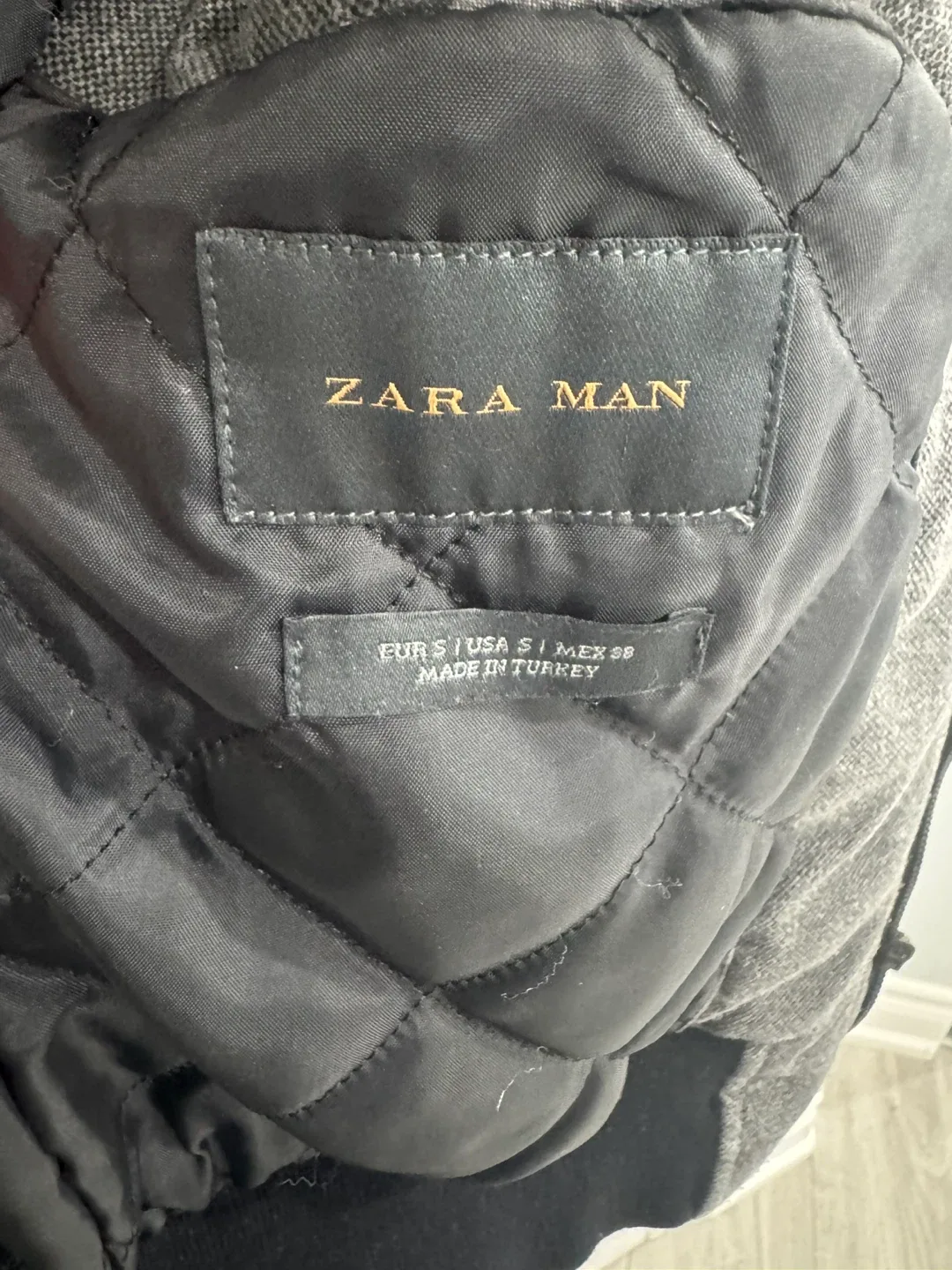Zara Man Bomber Jacket - Size S image indicator(3)