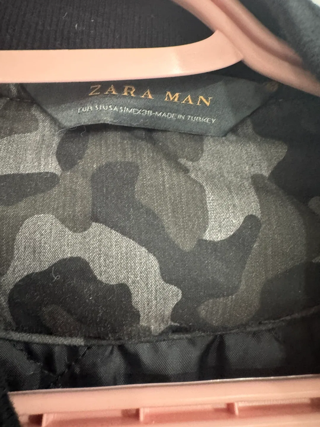 Zara Man Bomber Jacket - Size S image indicator(2)