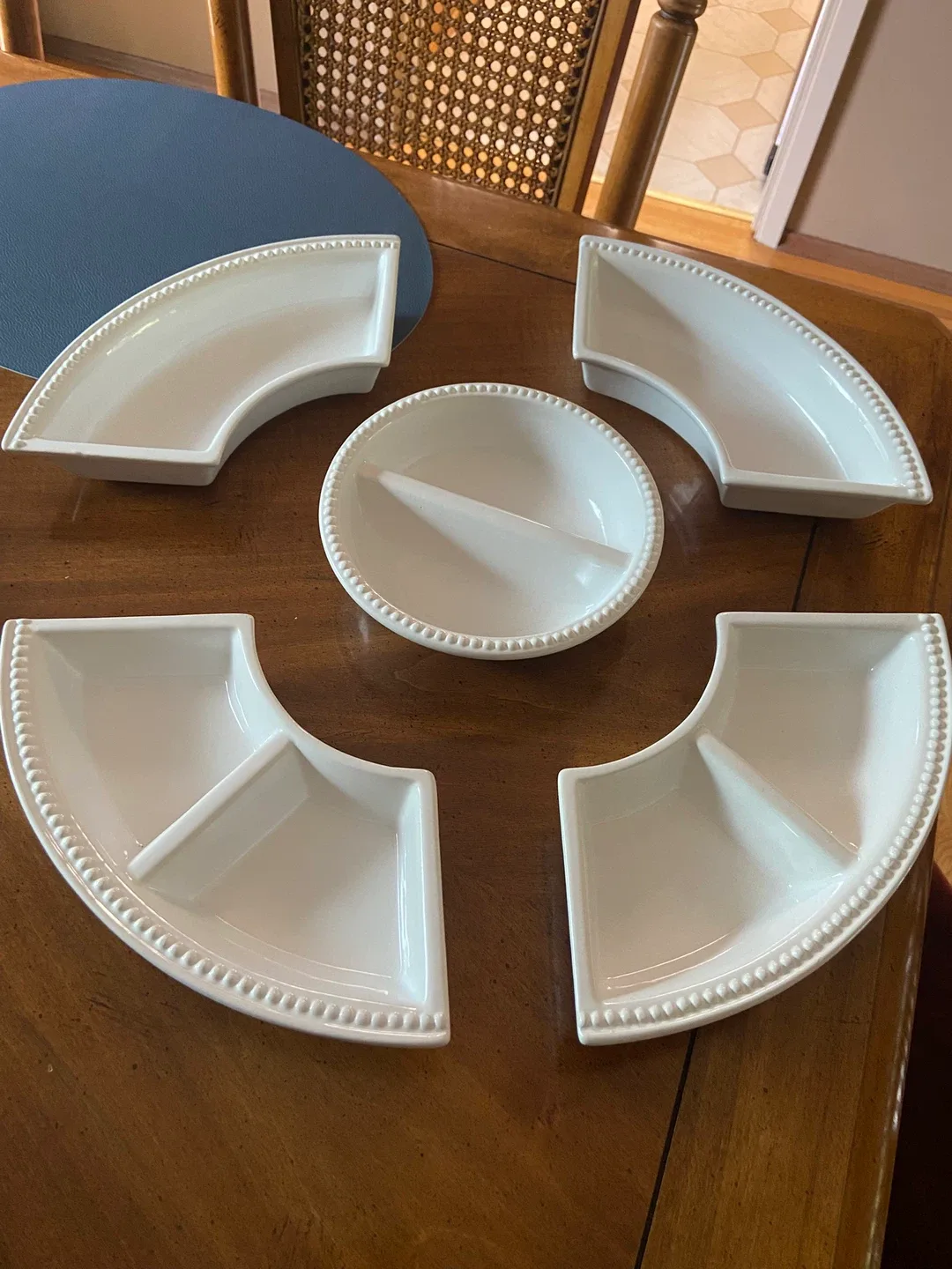 Round Entertaining Platter-Lazy Susan image indicator(3)