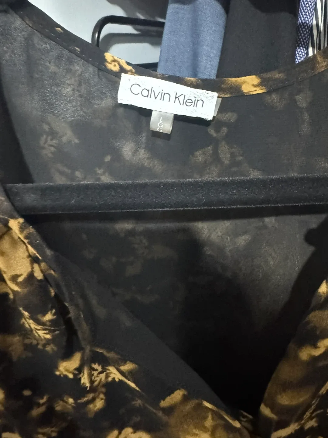 Calvin Klein Blouse - Size L image indicator(2)