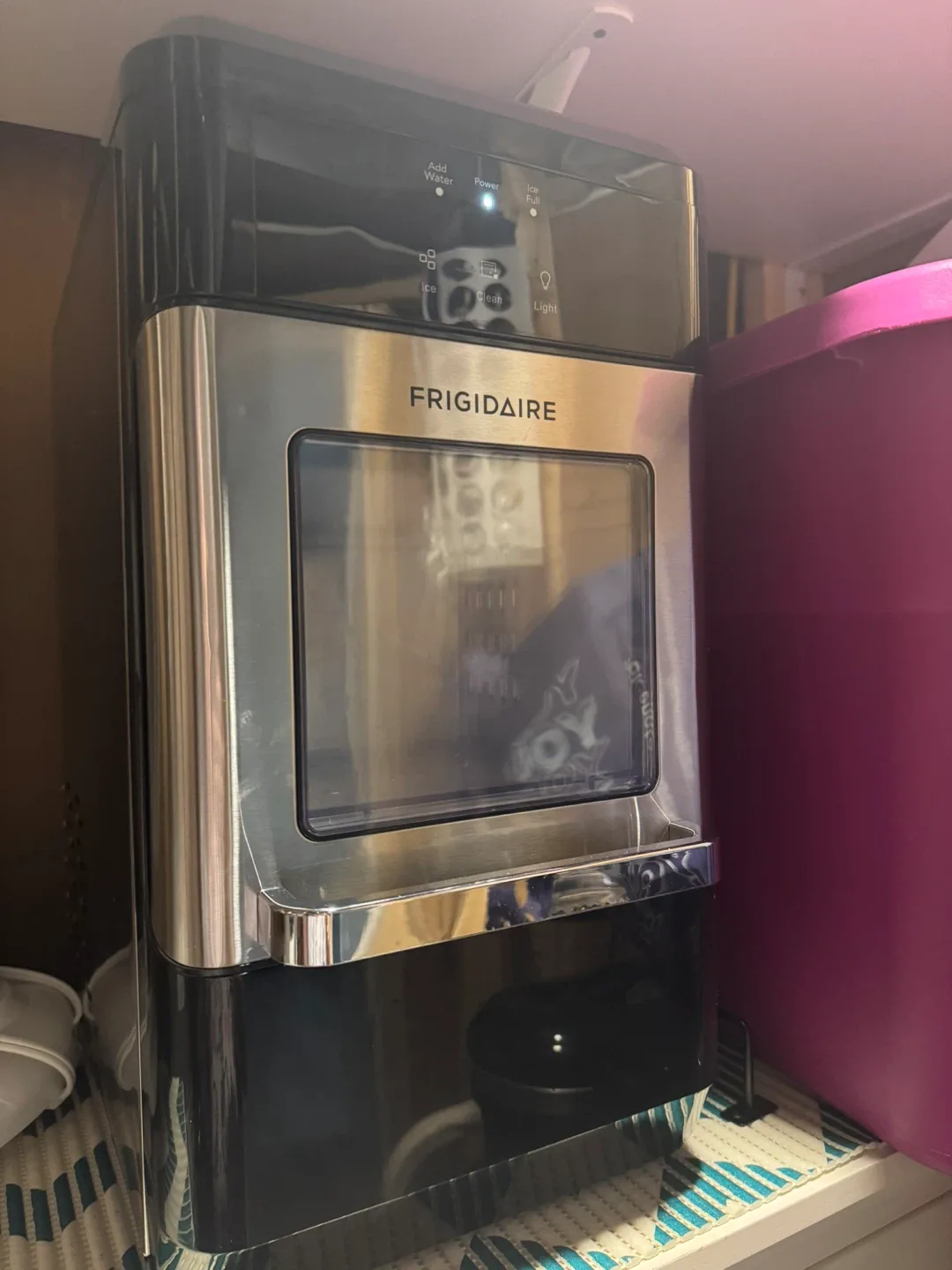 Frigidaire Ice Maker thumbnail