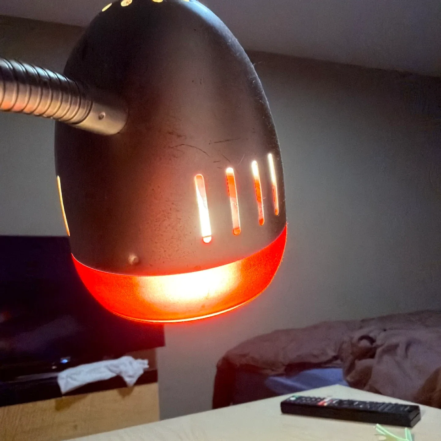 Vintage clamp lamp image indicator(4)