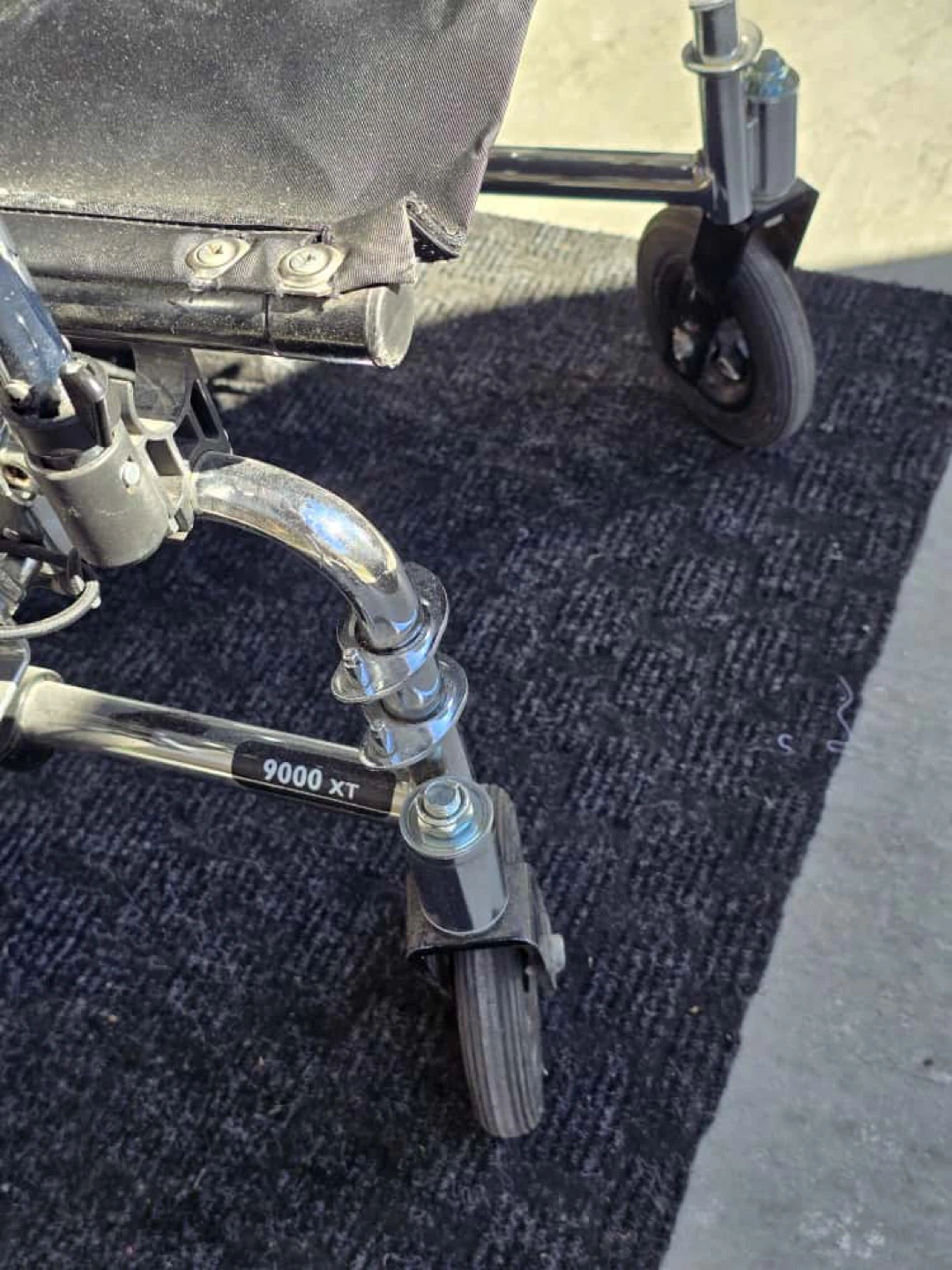 Invacare 9000 XT Wheelchair - photo 4