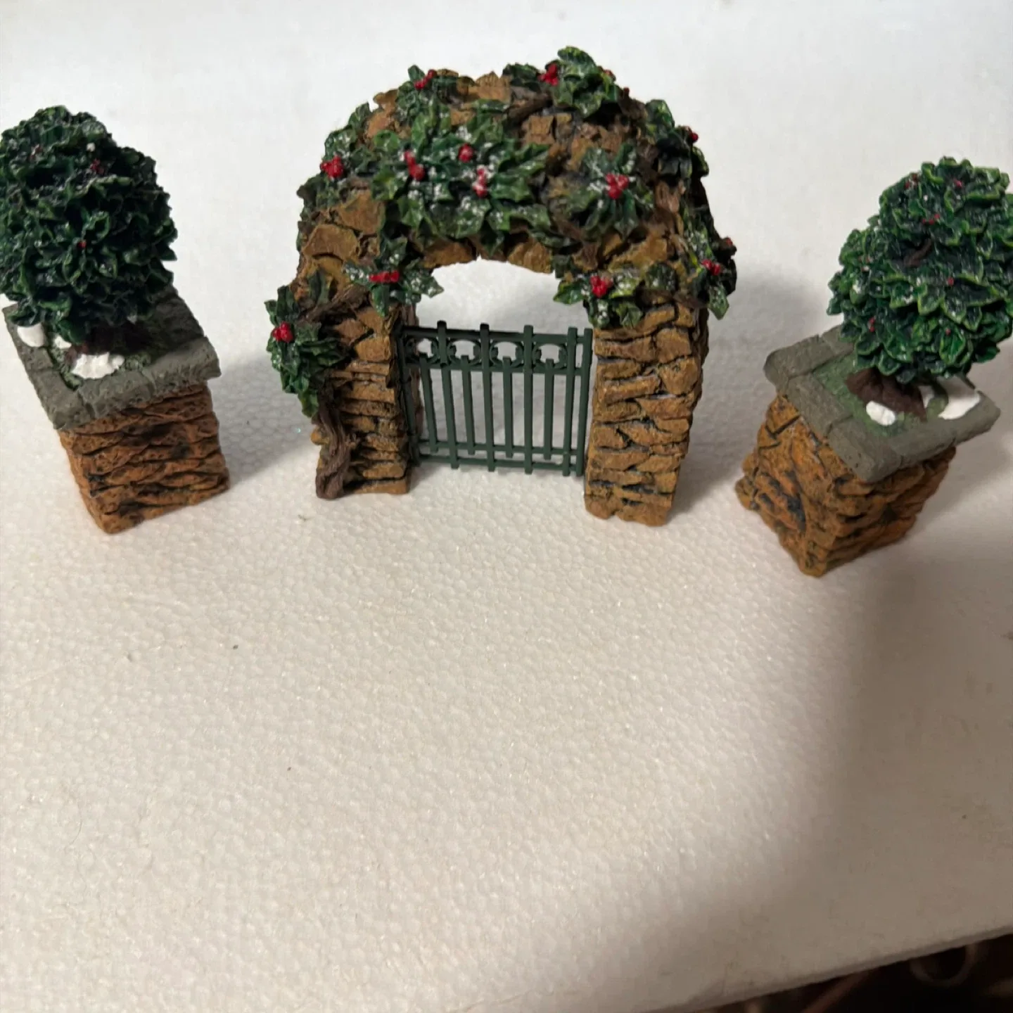 Village Stone Corner Posts with Holly Tree and Stone Archway image indicator(3)