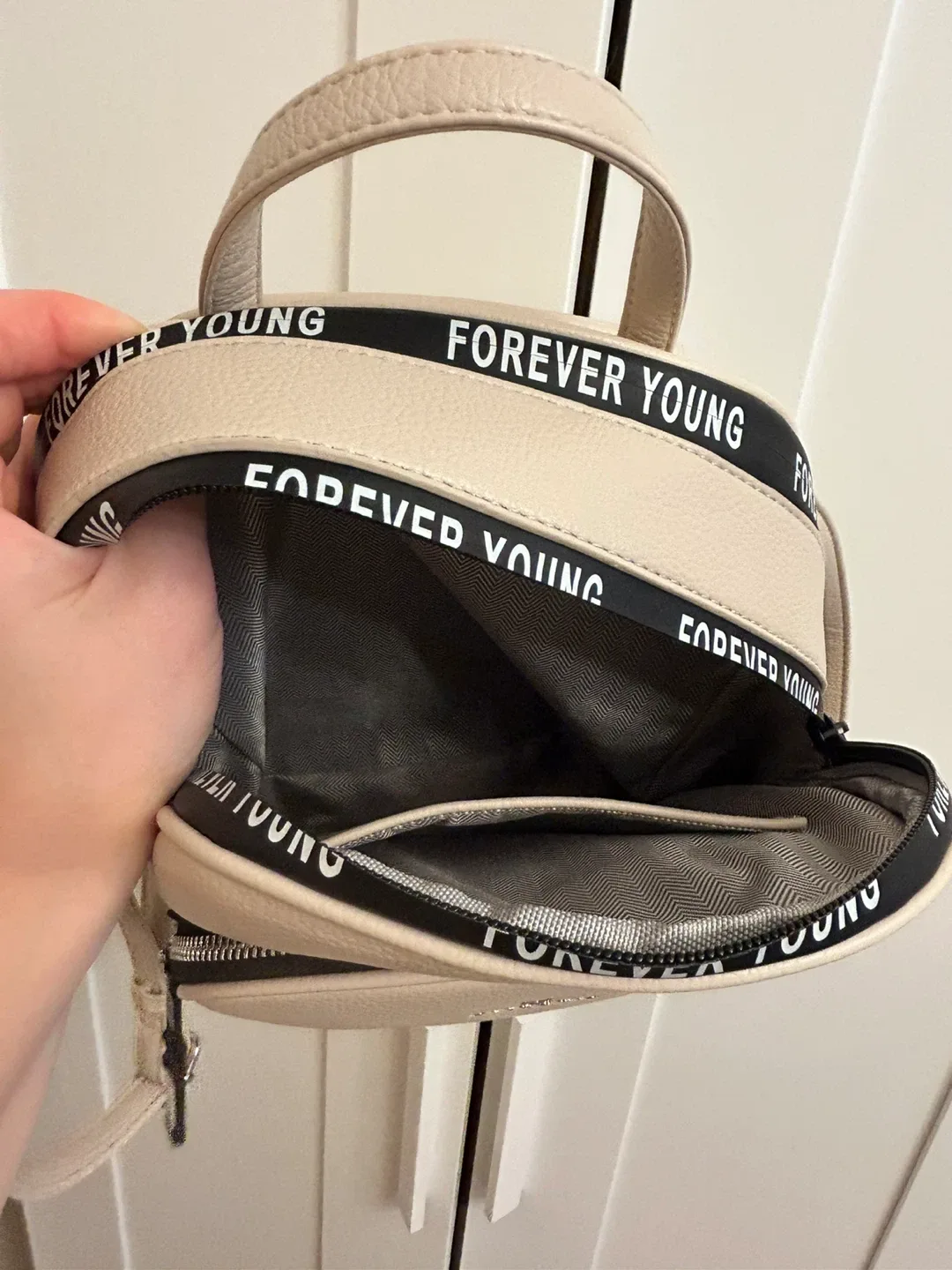 Backpack image indicator(2)