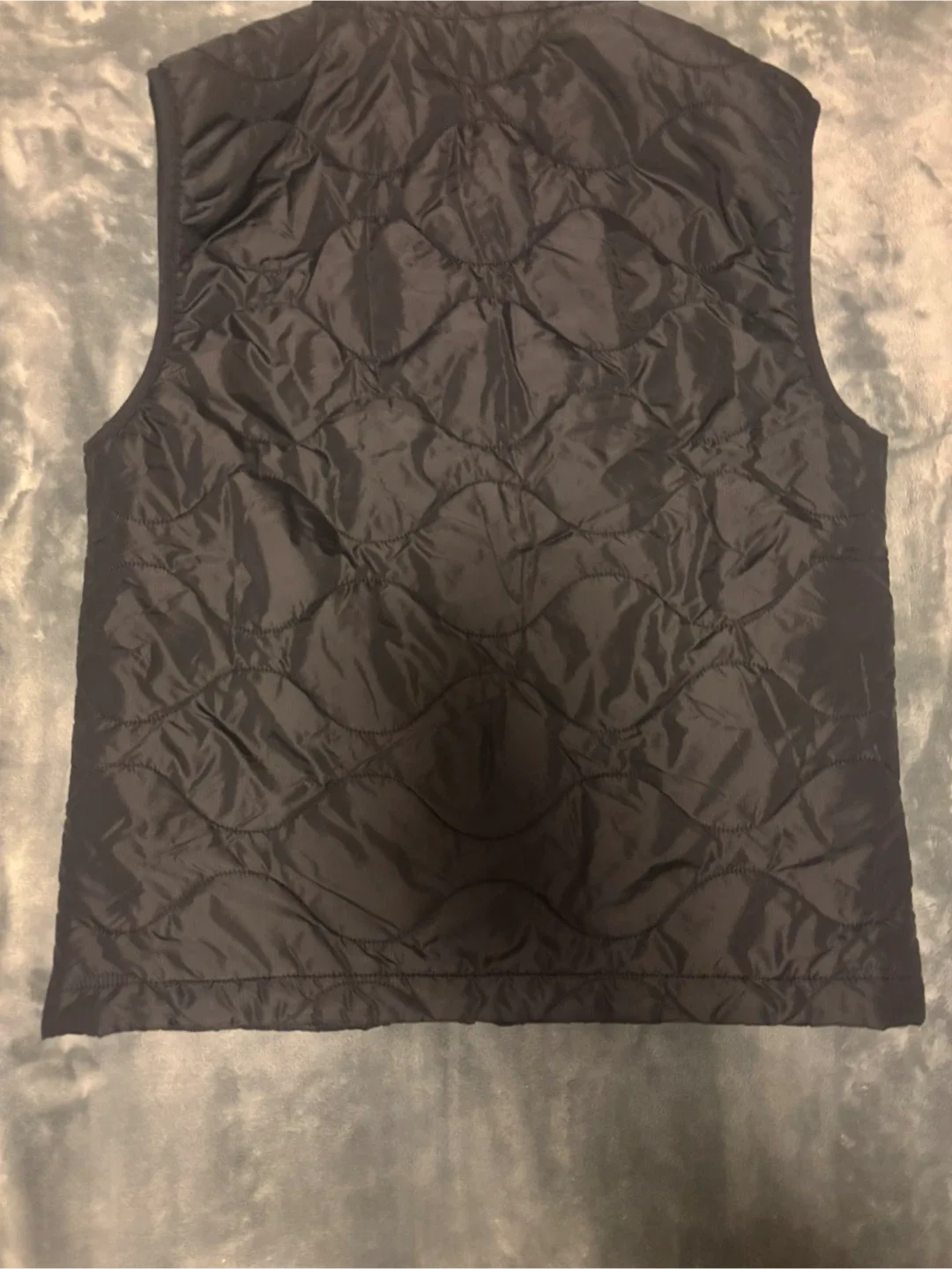 Hollister Ultimate Puffer Vest - Size Small image indicator(2)