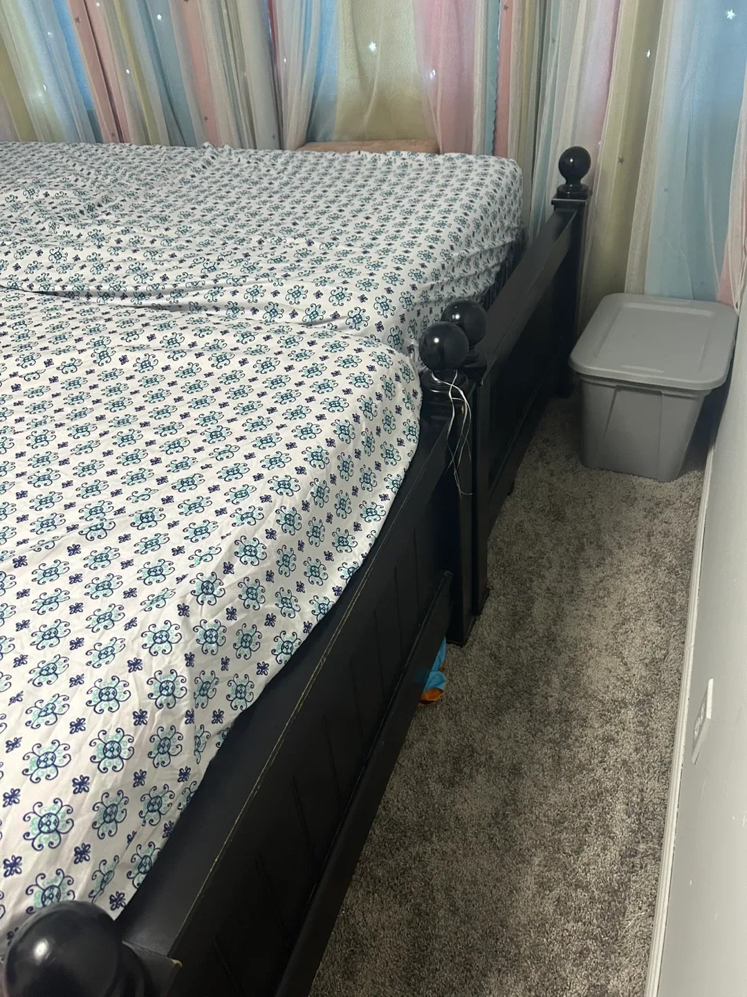 2 twin Black Bed Frame & Dresser Set image indicator(3)