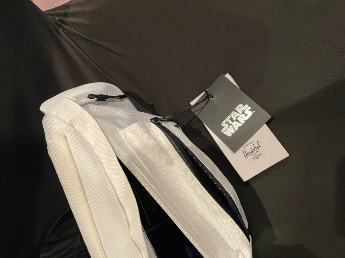 Herschel Star Wars White Fanny Pack - New with Tags - photo 2