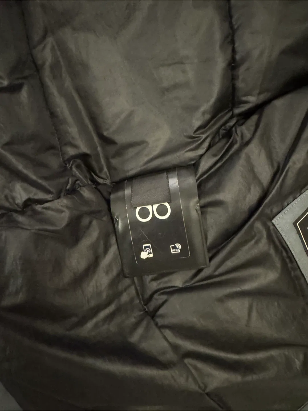 Moose Knuckles Down Parka - Size L image indicator(5)