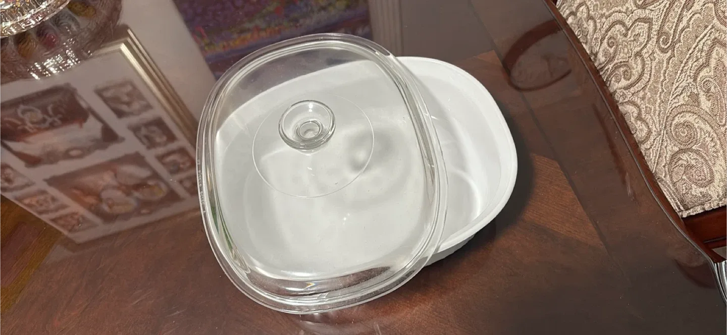 CorningWare Casserole Dish with Lid image indicator(2)