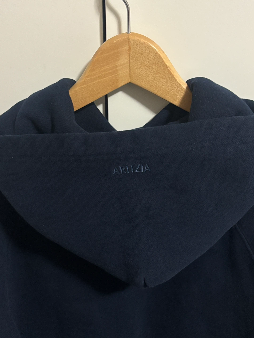 Aritzia Megafit Sweatfleece Cozy Fleece Hoodie - Size S - photo 3