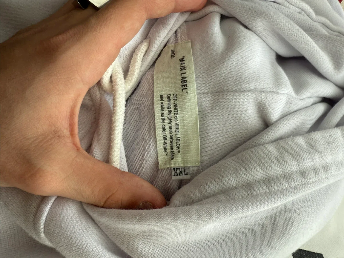 Off-White Hoodie - Size XXL image indicator(3)