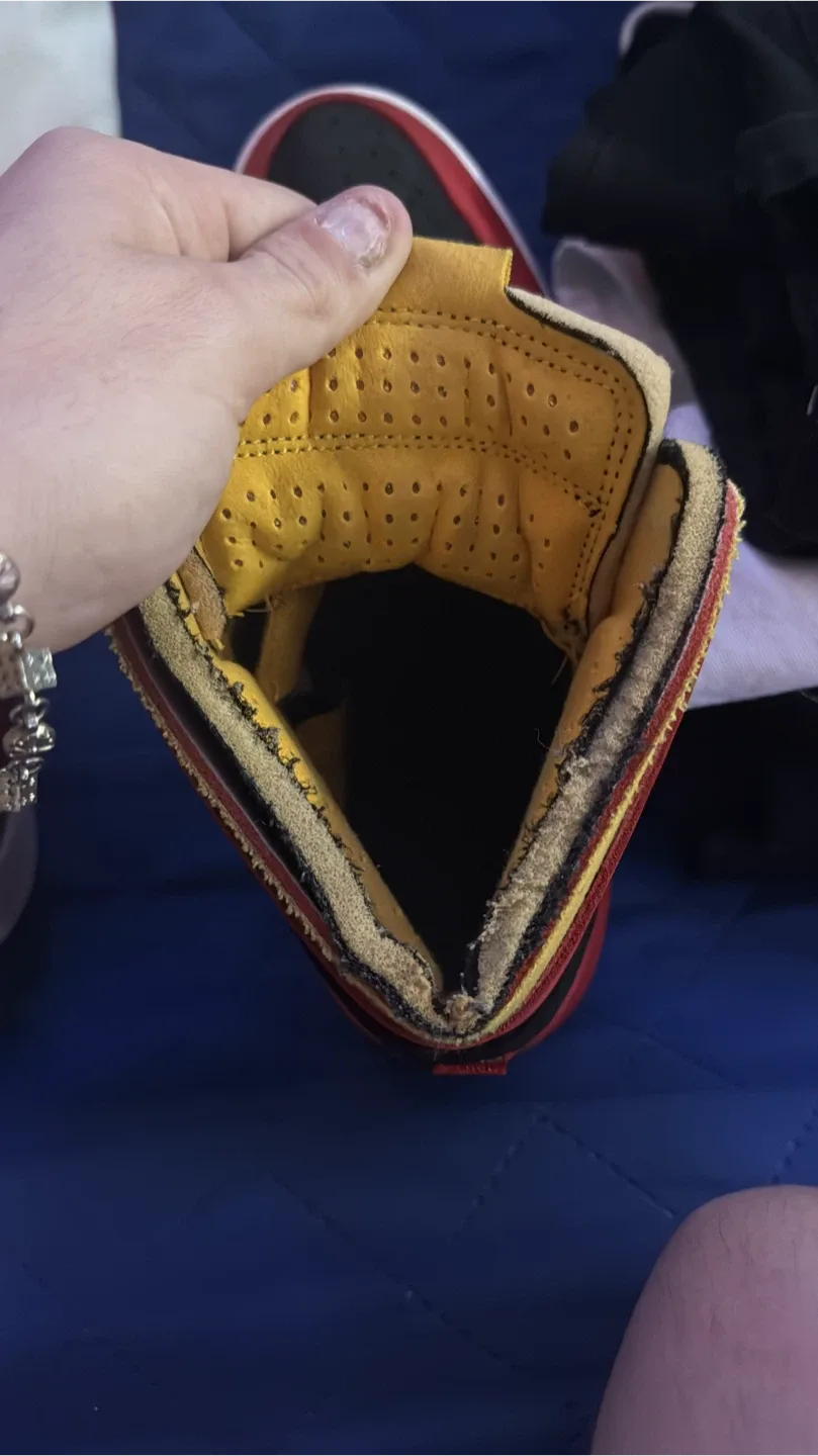 Air Jordan 1 Zoom Air CMFT Red/Black/Yellow image indicator(6)