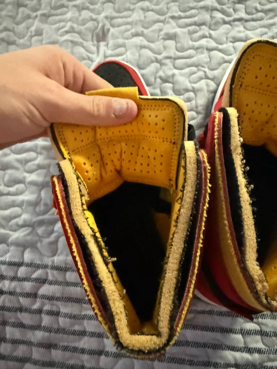 Air Jordan 1 Zoom Air CMFT Red/Black/Yellow image indicator(10)