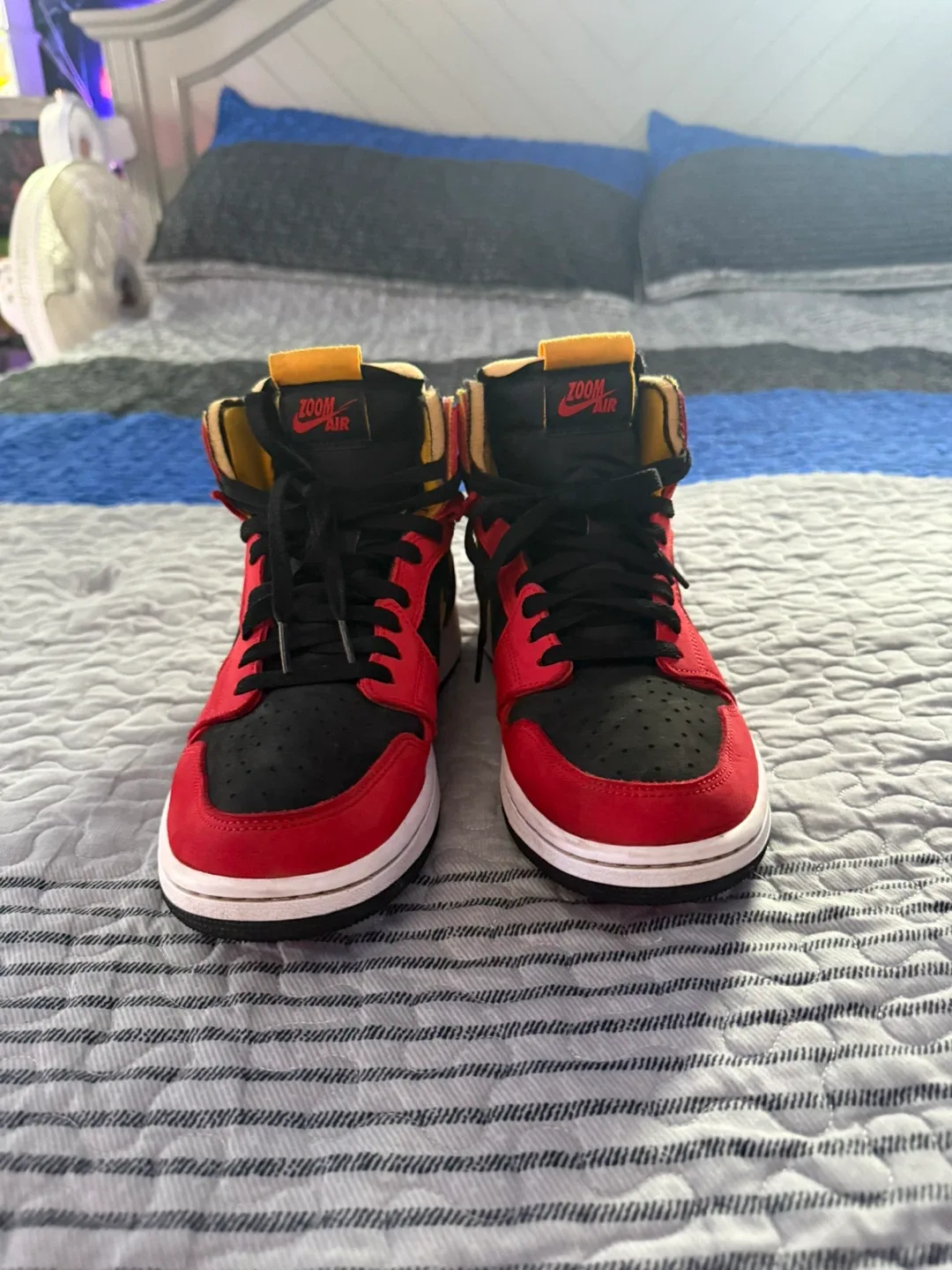 Air Jordan 1 Zoom Air CMFT Red/Black/Yellow image indicator(8)