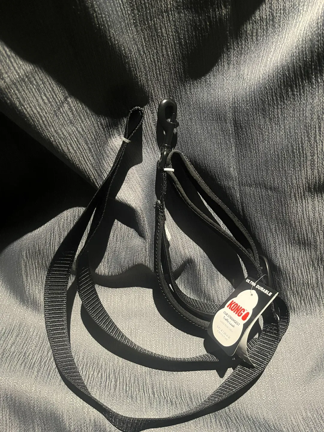 KONG Traffic Leash, Black, 6 ft New image indicator(2)