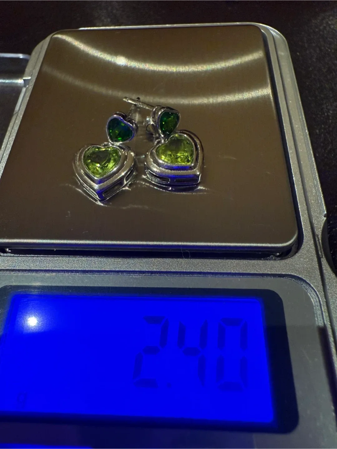 Green Peridot S925 Heart Shaped Silver Earrings image indicator(2)