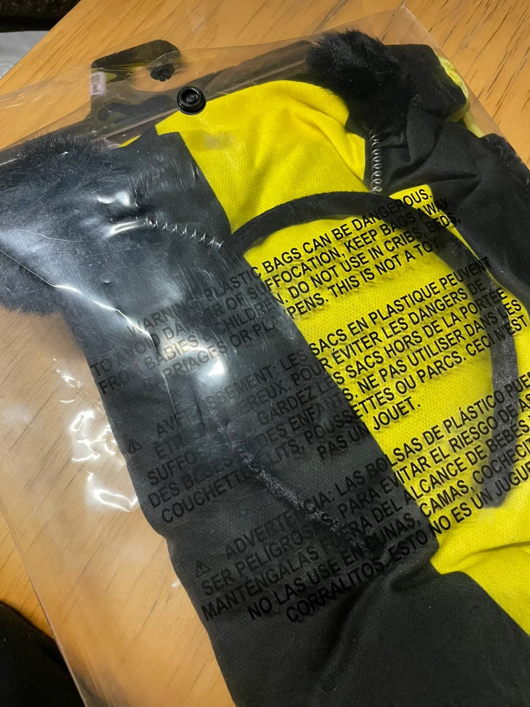 *NEW* Queen Bee Costume - Adult Size 🥕 (sold) image indicator(2)