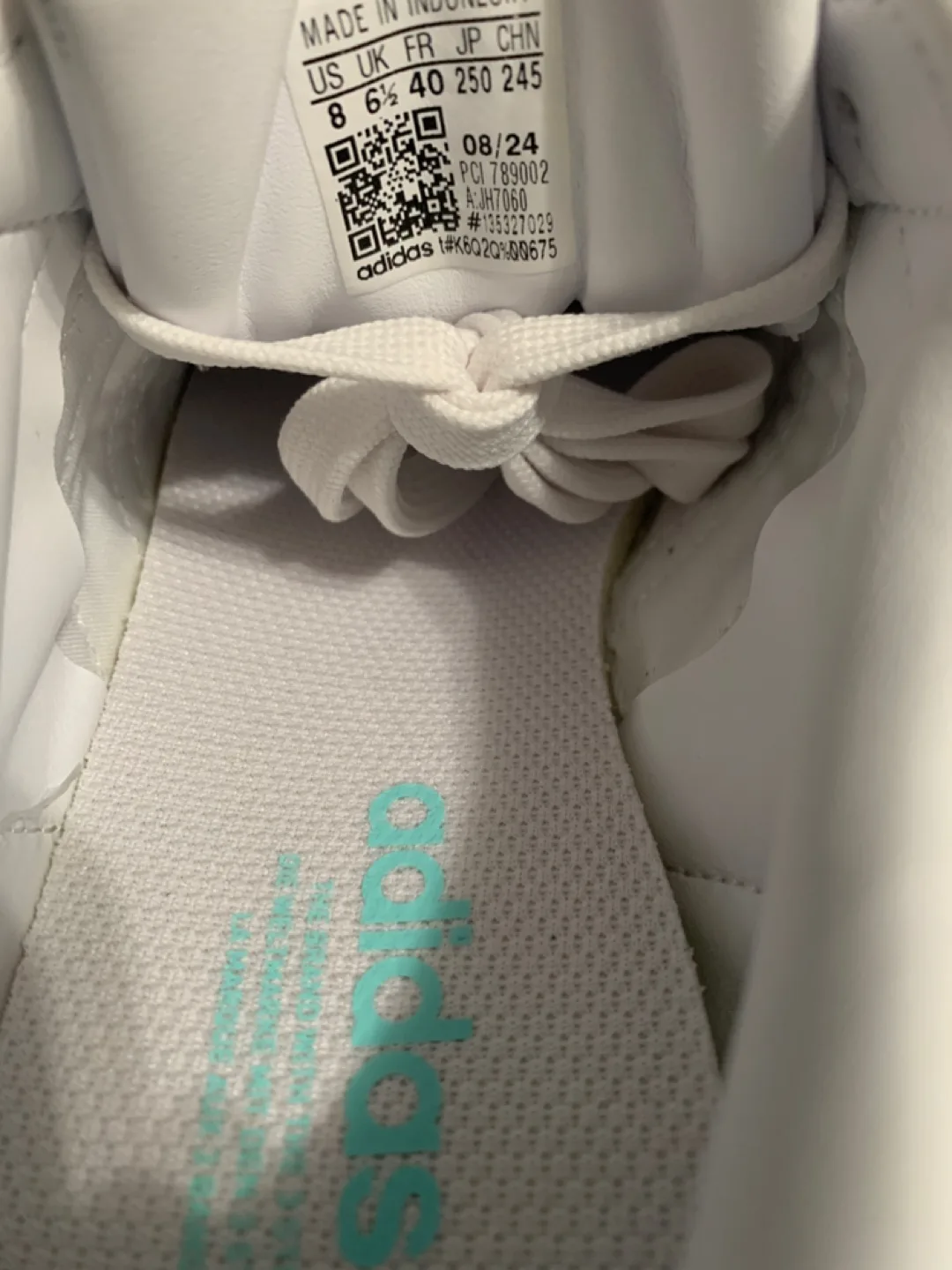 Adidas Superstar Women's Athletic Shoes White Teal Size 8 image indicator(5)