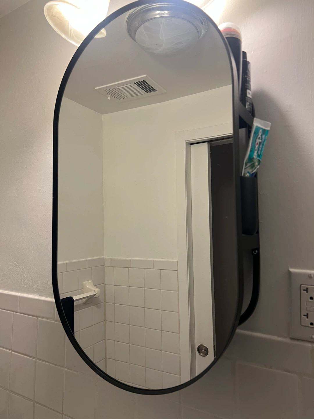 Bathroom Mirror - photo 3