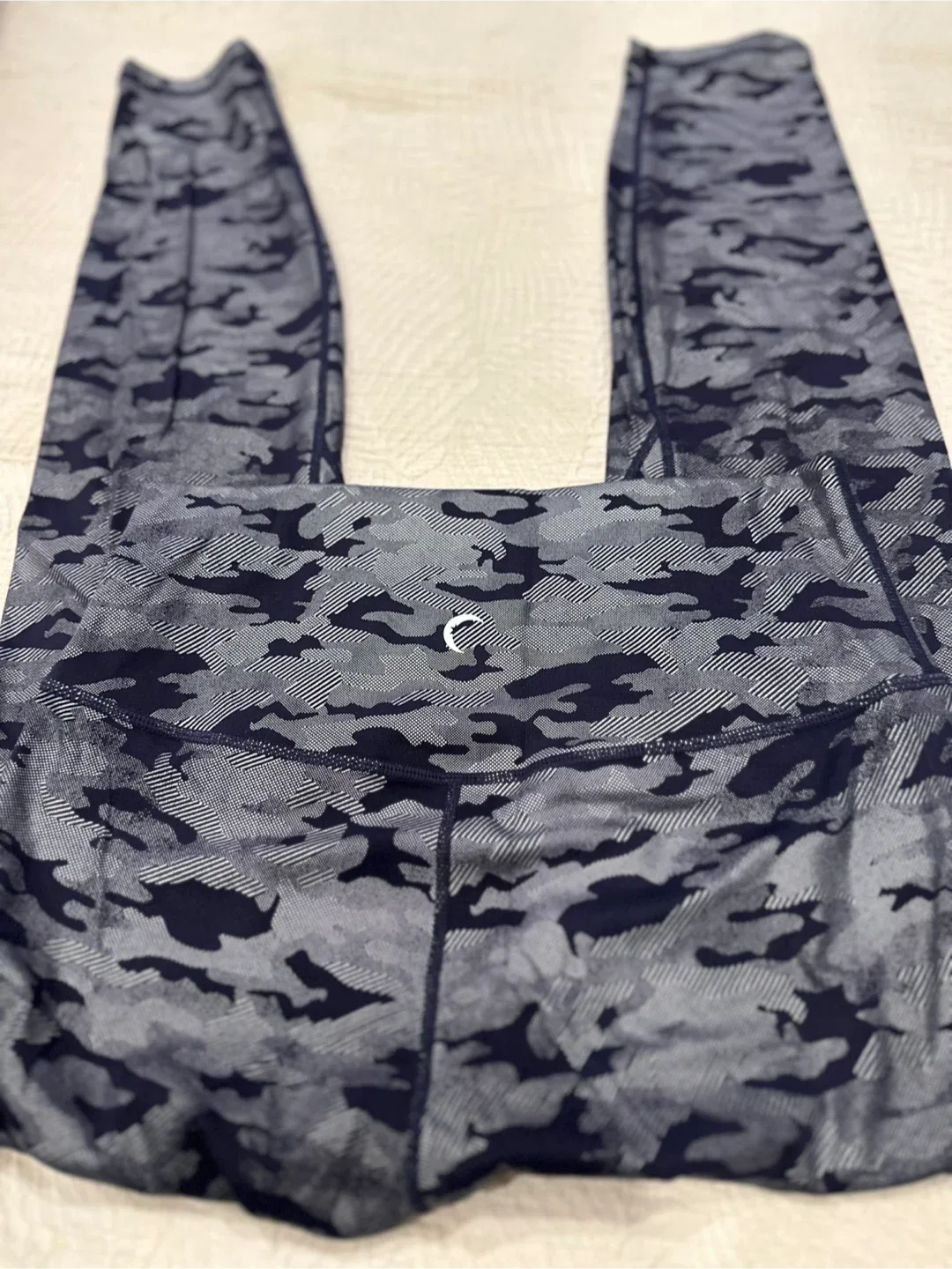 Zyia Activewear Lot: Top, Bra, Pants image indicator(7)