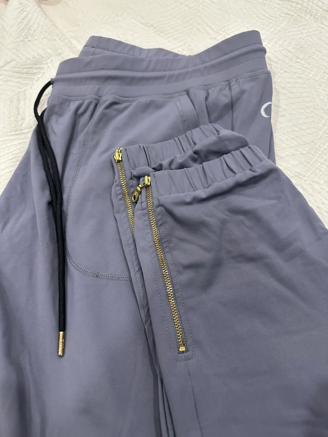 Zyia Activewear Lot: Top, Bra, Pants image indicator(5)