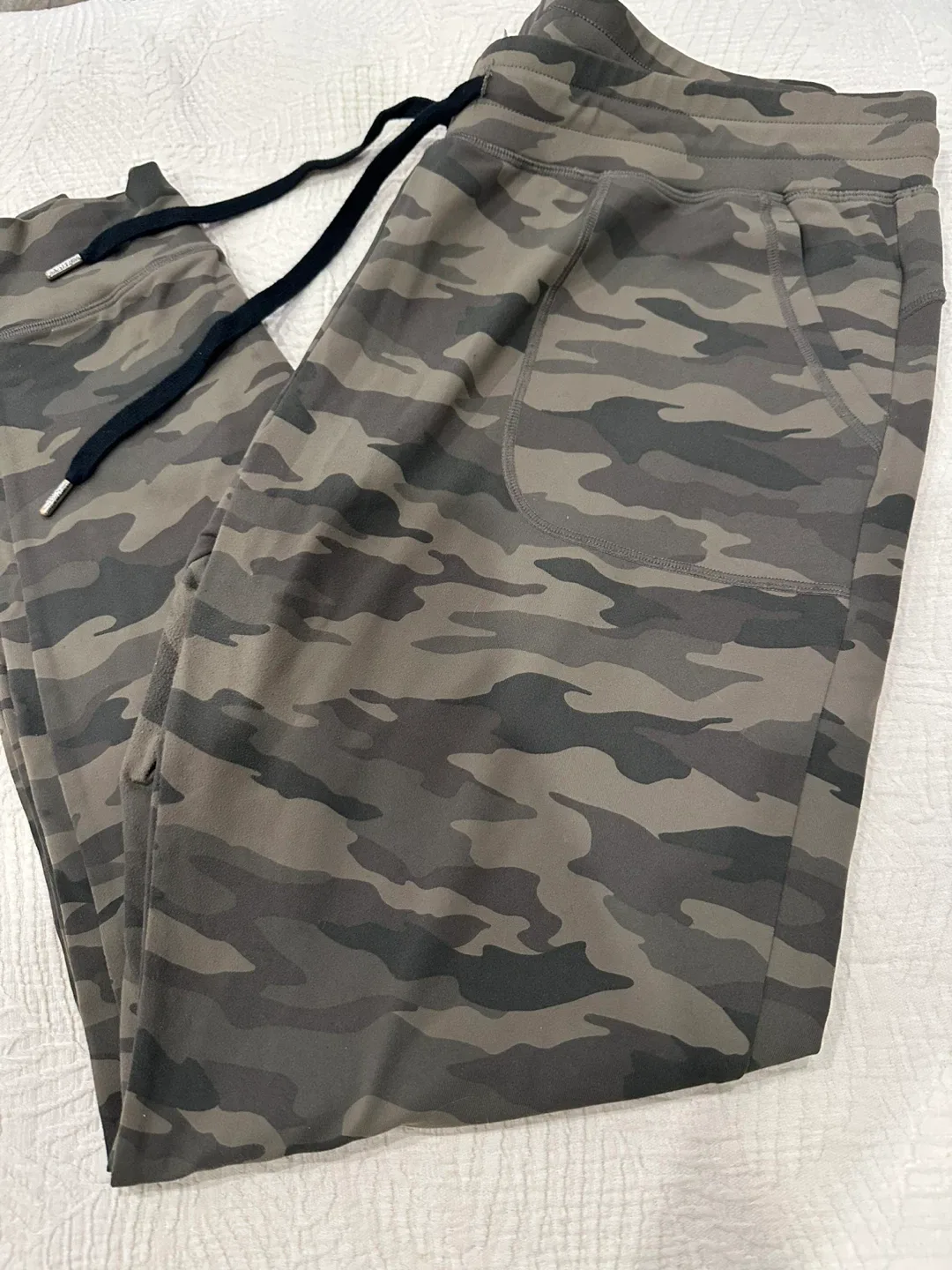 Zyia Active Leggings & Sports Bra Lot image indicator(10)