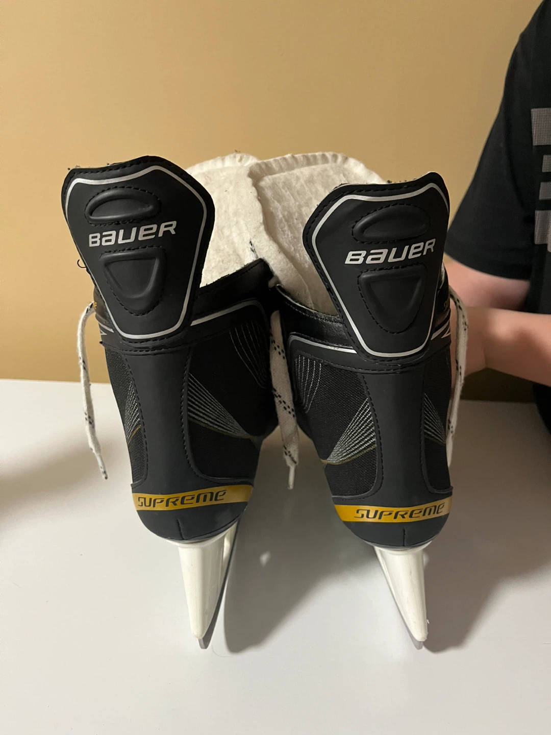 BAUER Supreme Hockey Skates, Size 6 - photo 3