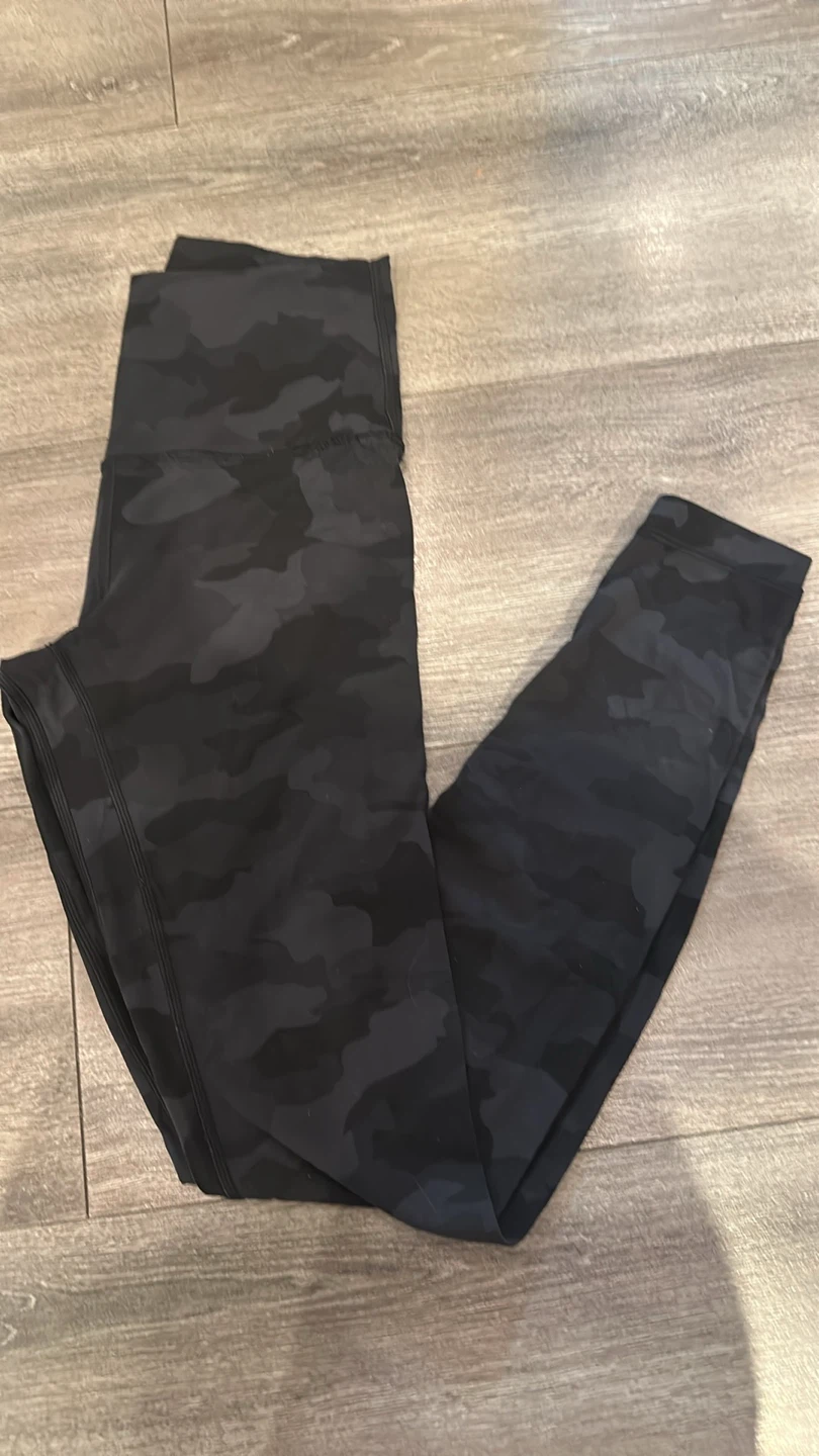 Lululemon Vest & Sweatshirt leggings tanks - photo 2