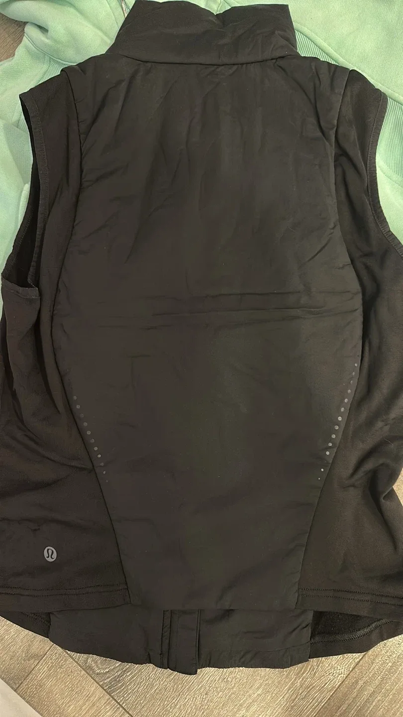 Lululemon Vest & Sweatshirt leggings tanks image indicator(4)