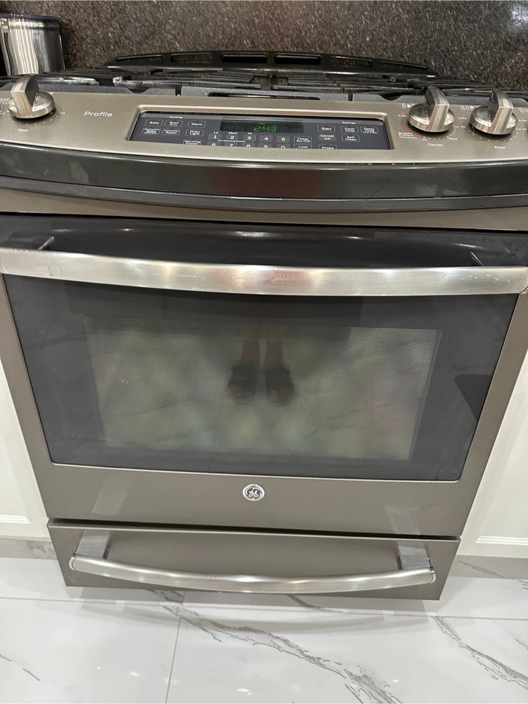 GE Profile Stainless Steel Gas Range - photo 4