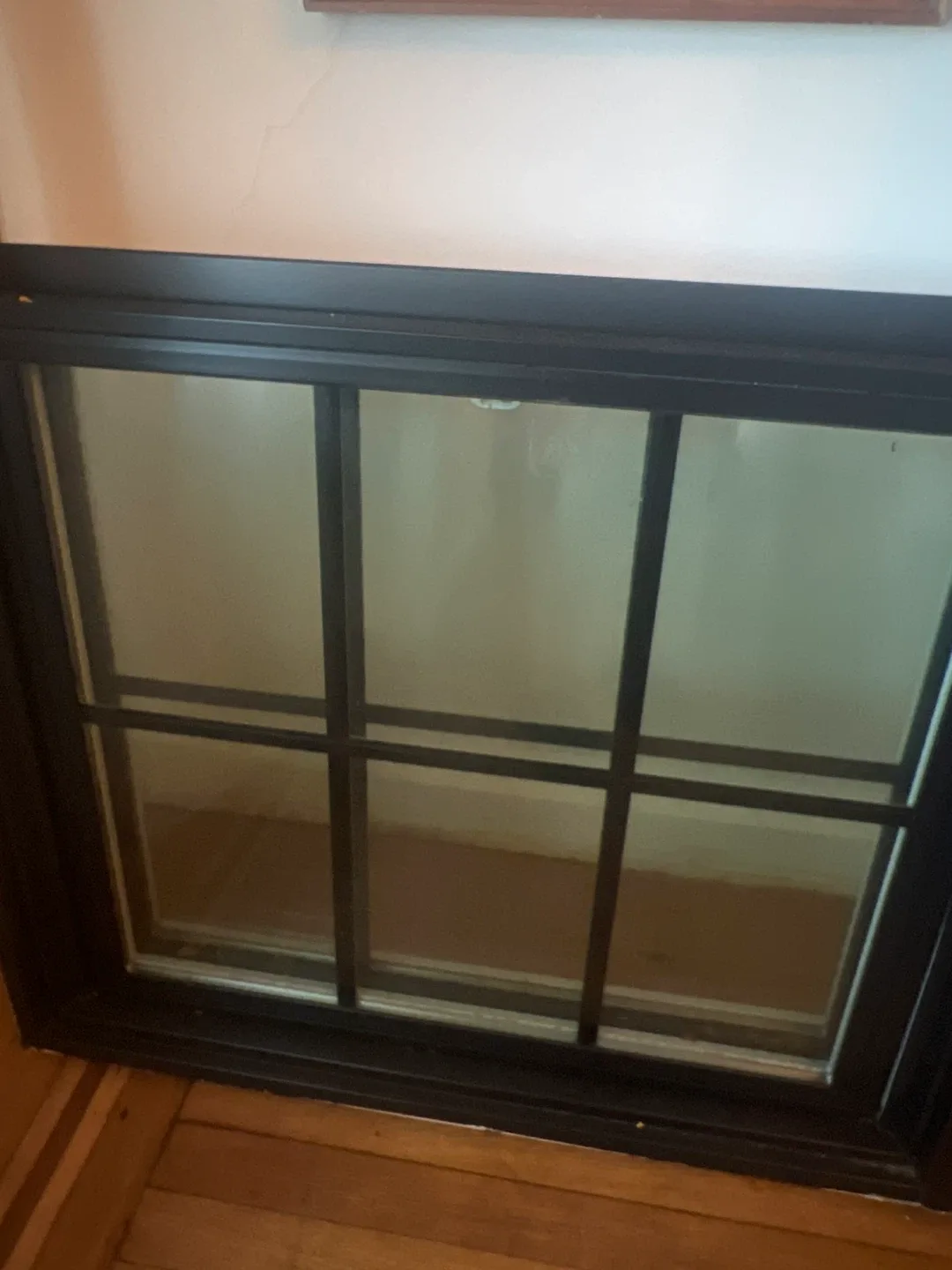 Black Framed Window image indicator(2)