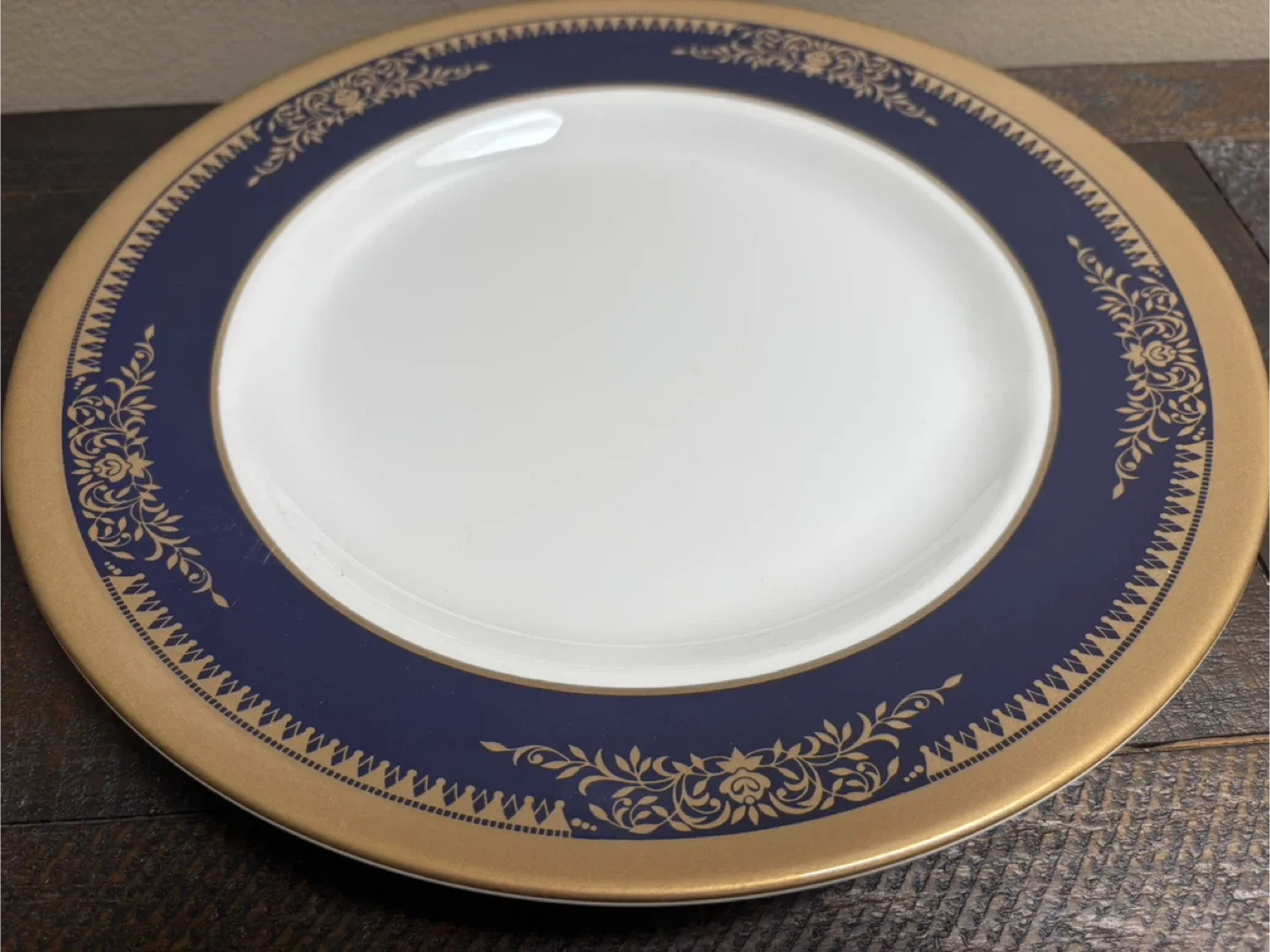 $15all~ Superware Melamine plastic Dinner Plates (set of 4) image indicator(2)