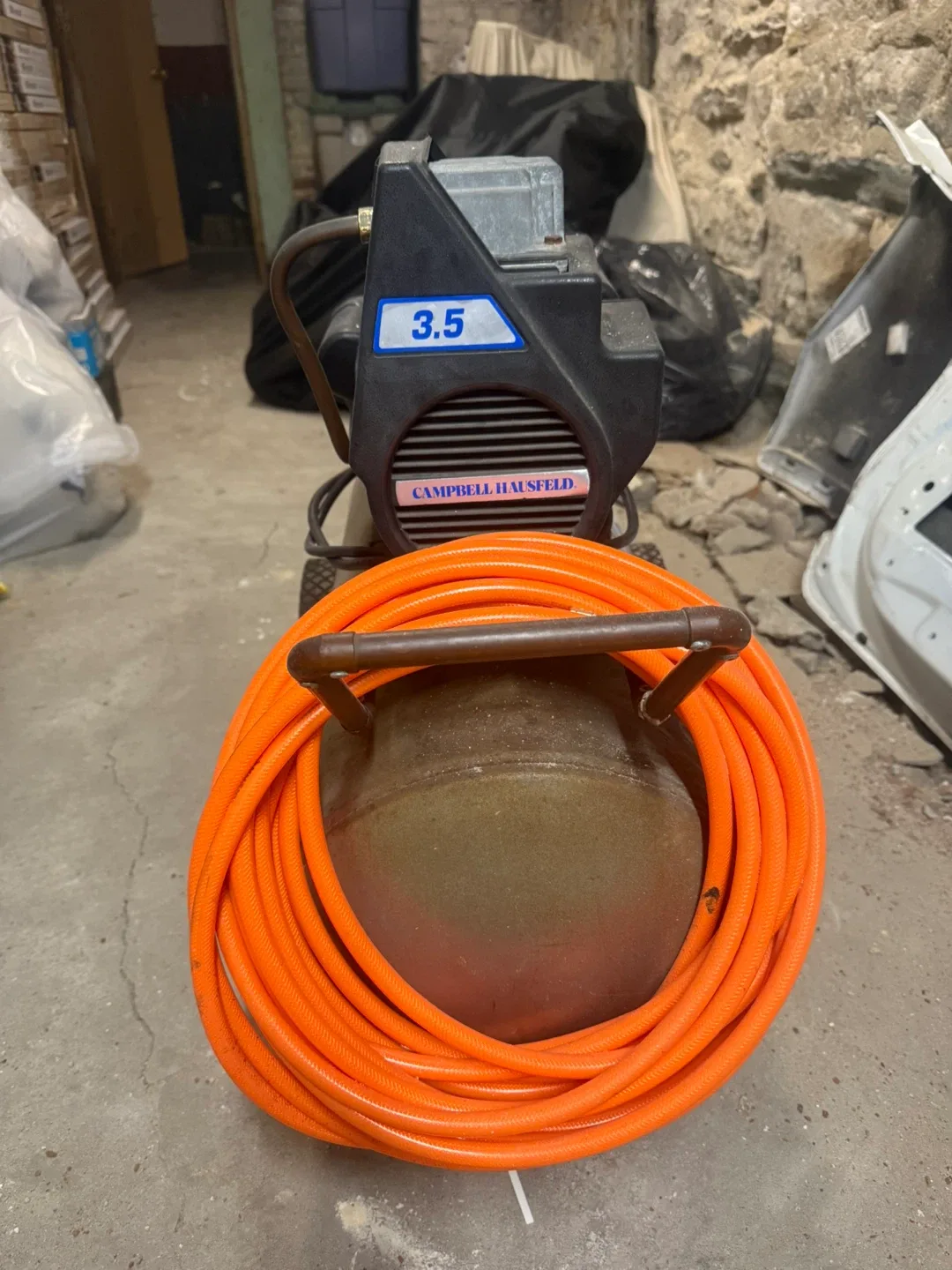 Campbell Hausfeld Workhorse 3.5 Air Compressor image indicator(3)