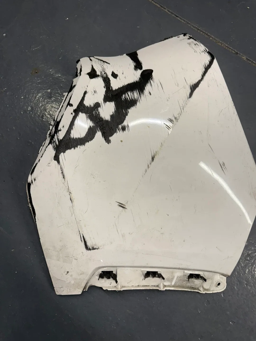 Toyota RAV4 2019 to 2025, rear right cover image indicator(4)