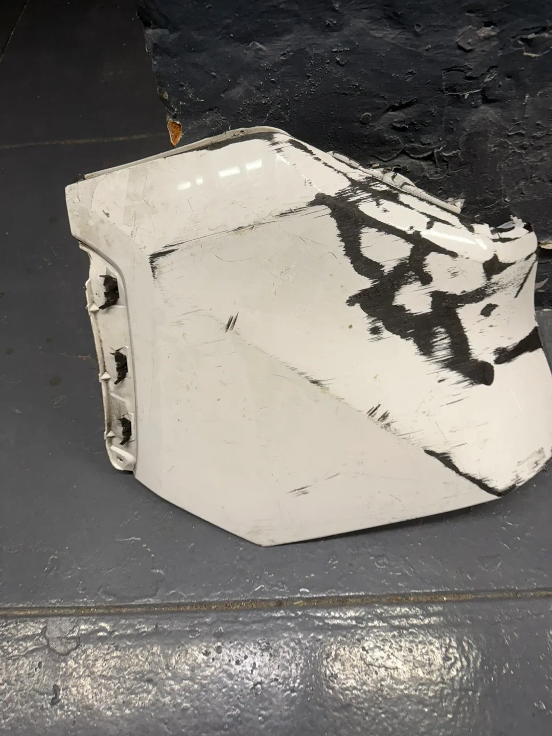 Toyota RAV4 2019 to 2025, rear right cover image indicator(5)