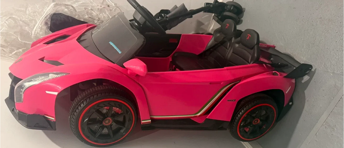 Pink Lamborghini Kids Ride-On Car image indicator(3)