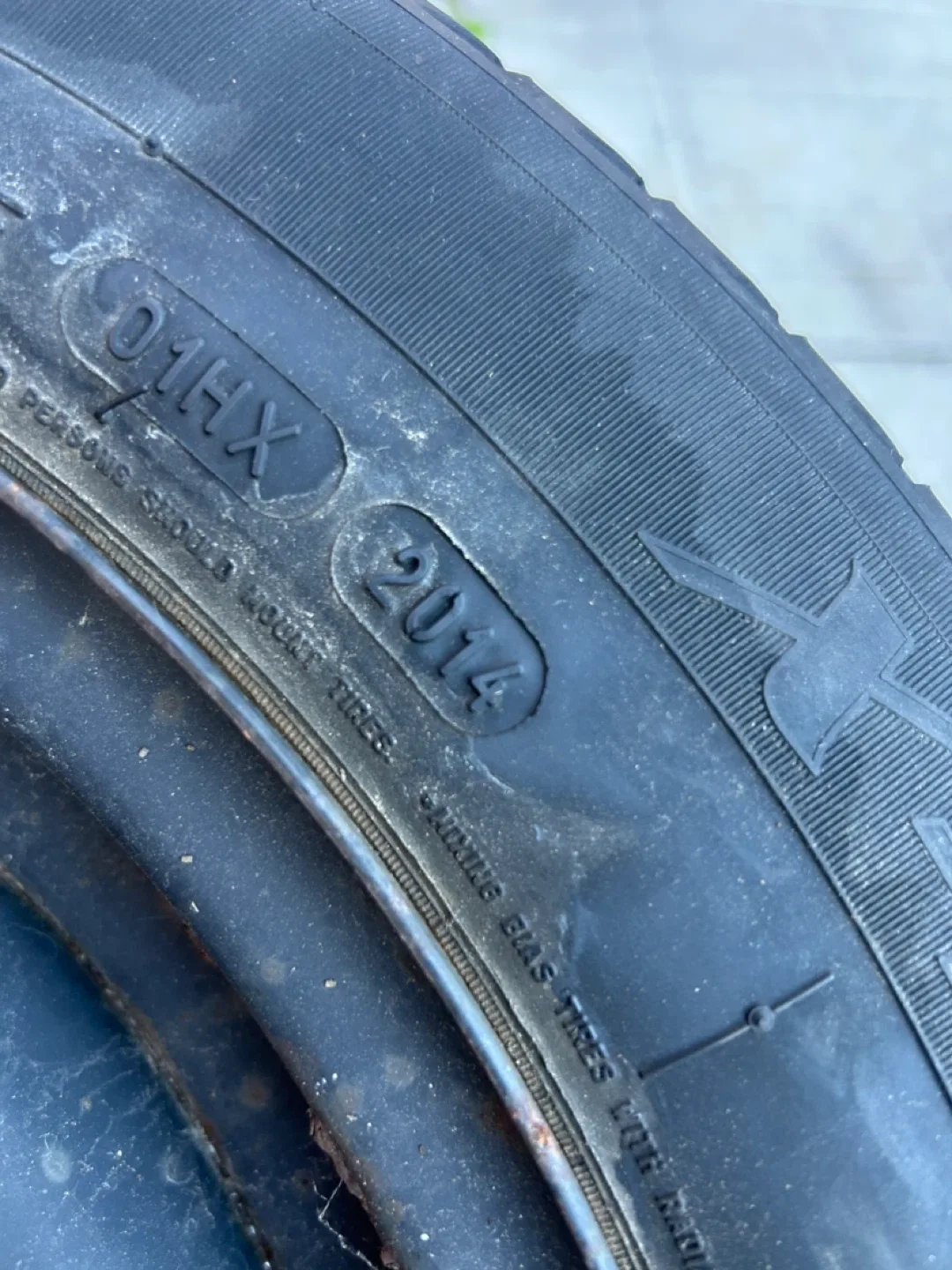 Set of 4 Michelin 175/65R15 Winter Tires image indicator(4)