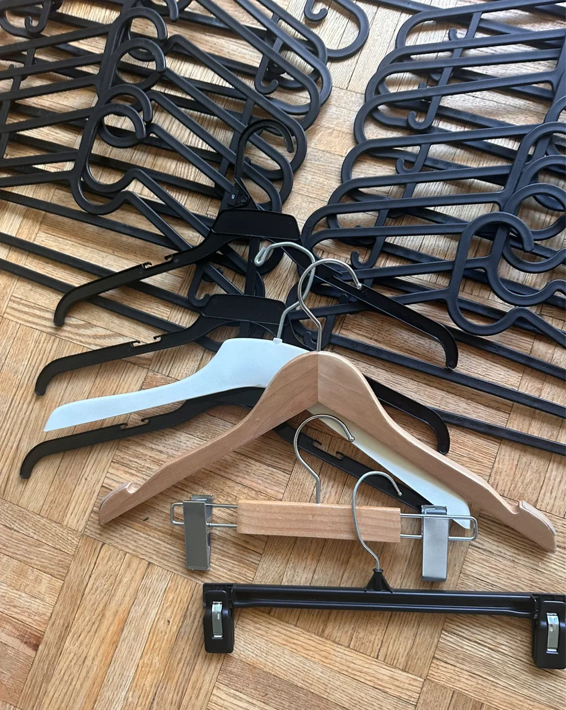 MOVING SALE Clothes Hangers image indicator(2)